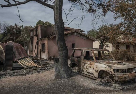 Europe’s fire costs this year mount to beyond €3bn, FT analysis shows